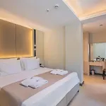 Seatown 3*