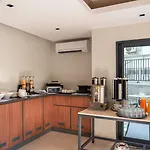 Hotel Seatown 3*
