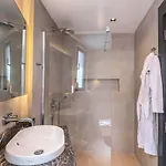 Seatown Hotel