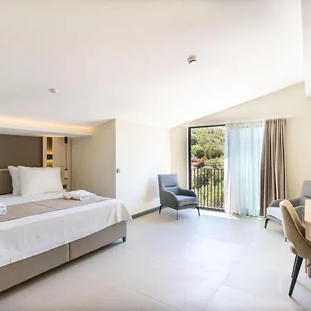 Seatown Hotel 3*